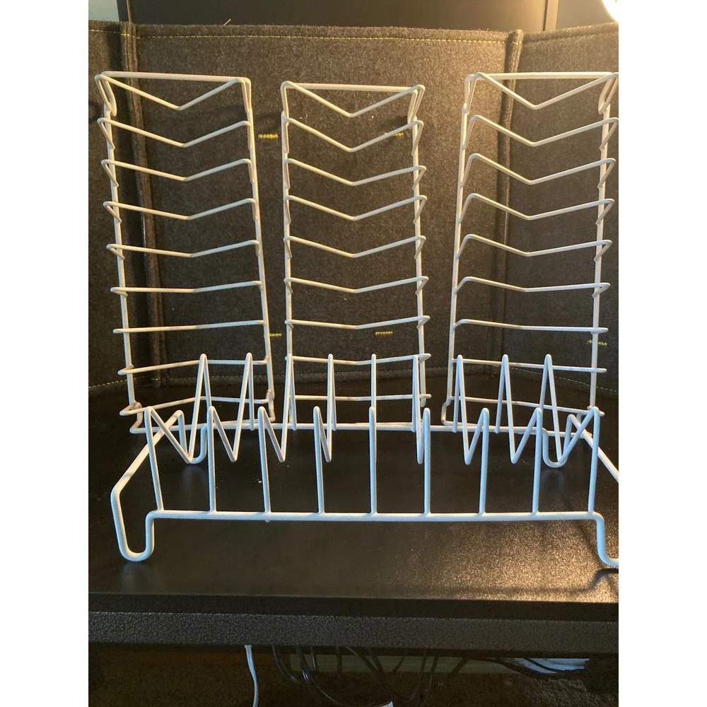 White Vinyl Coated Wire Organizer Rack Set of 4 Pot Lid Plate File Sorter White